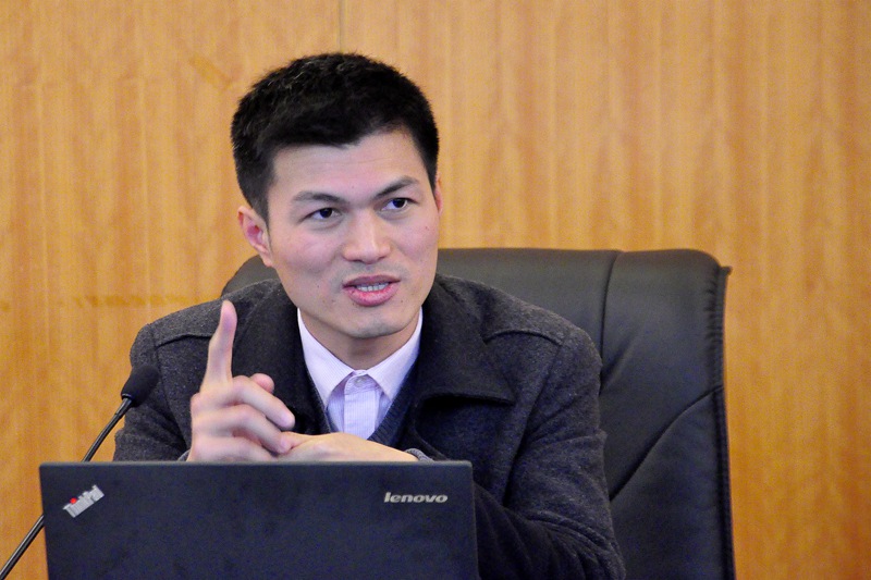 ����ʡί�hУ�����������W(xu��)Ժ��(j��ng)��(j��)�W(xu��)���в������ڲ���־�����������Q(m��o)�^(q��)���M(j��n)����I(y��)�İl(f��)չ�����c�_(t��i)������C(j��)�����}�l(f��)����