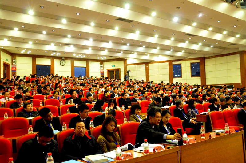 ������Q(m��o)�^(q��)�c���{�ɰ���(j��ng)�Q(m��o)�l(f��)չ��ӑ��(hu��)�F(xi��n)��(ch��ng)��