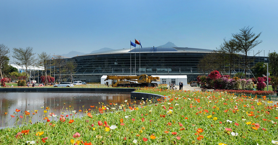 �и�֮�����ӭʢ��