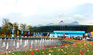 �׌Ô�(sh��)���Ї����O(sh��)����]Ļ ��400����(sh��)�ֽ�(j��ng)��(j��)���P(gu��n)�(xi��ng)Ŀ�������                    2018��4��24�����׌Ô�(sh��)���Ї����O(sh��)����ڸ����������]Ļ����������Ƅ���һ����(chu��ng)�I(y��)��(chu��ng)�³ɹ�������أ��漰��(sh��)�ֽ�(j��ng)��(j��)���P(gu��n)�(xi��ng)Ŀ���^400������Ͷ�Y�_(d��)3600�|Ԫ��