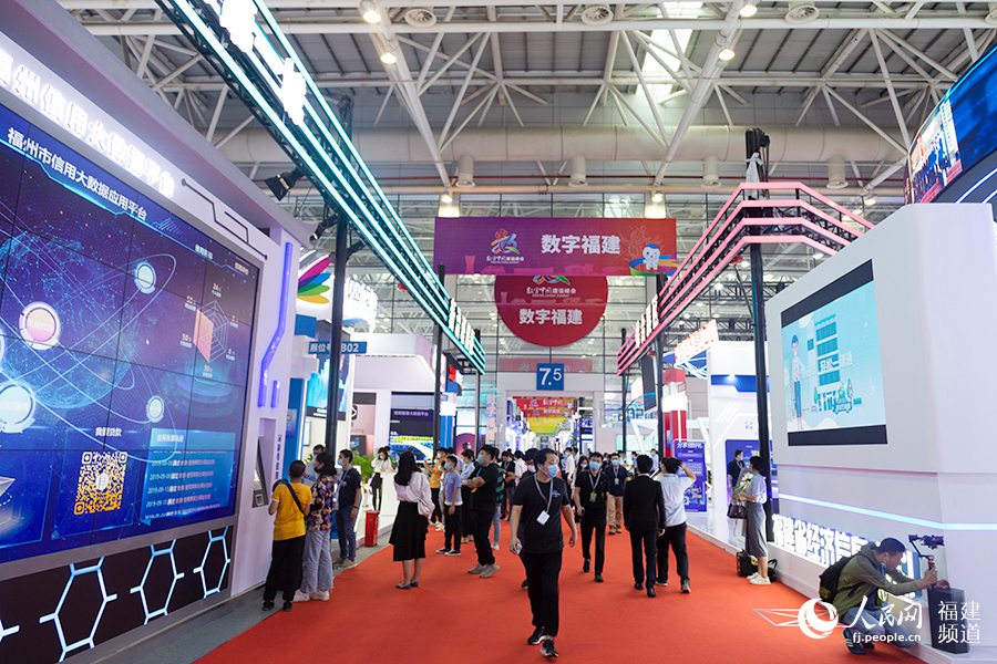 ǡ����ĩ�����񼊼����M(j��n)�ɹ�չ�F(xi��n)��(ch��ng)������W(w��ng) ���G�z