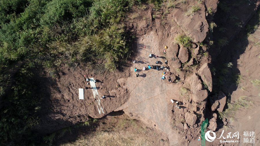 ����ʡ���r���Ϻ��h�R���(zh��n)������״ΰl(f��)�F(xi��n)���׈����������EȺ��ʯ������ʡ�������k���D