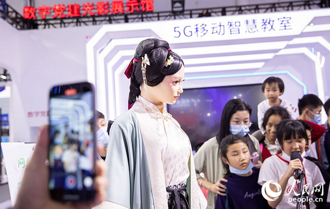 ���ČÔ�(sh��)���Ї����O(sh��)�ɹ�չ�������M�M���Ƽ�ζ����