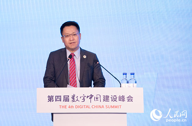 ��ͨ��˾ȫ�򸱿��� ����