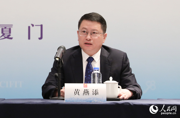 �B�T���������������L �S����