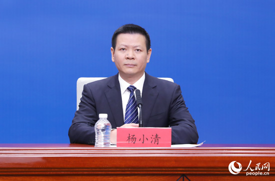 �����С��ǻ۸��ݡ���������(w��)���ĸ����� ��С�� 