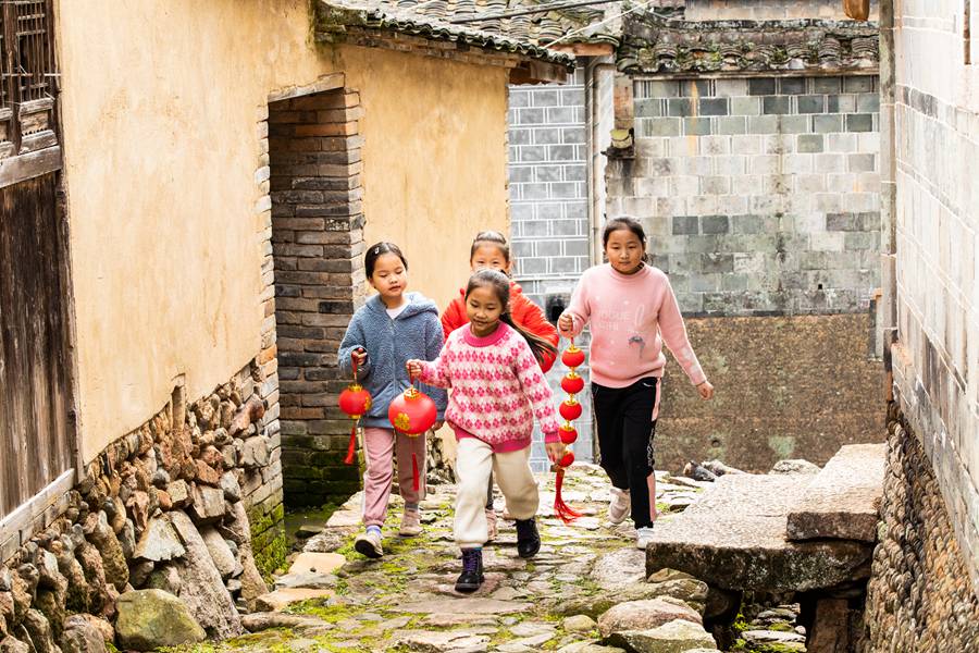 ��ͯ������ϲ�c�ğ��\׷�[�ڴ���С�������^���z