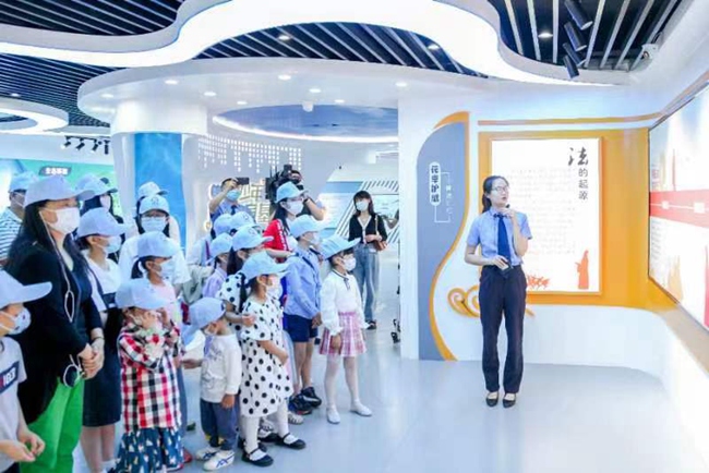 �z���ͨ�^(gu��)�Ԅ�(d��ng)��܉ϵ�y(t��ng)��ɰ���ͯչʾ���A�����Ļ���Դ�h(yu��n)���L(zh��ng)���B�T���谲�^(q��)�z��Ժ���D