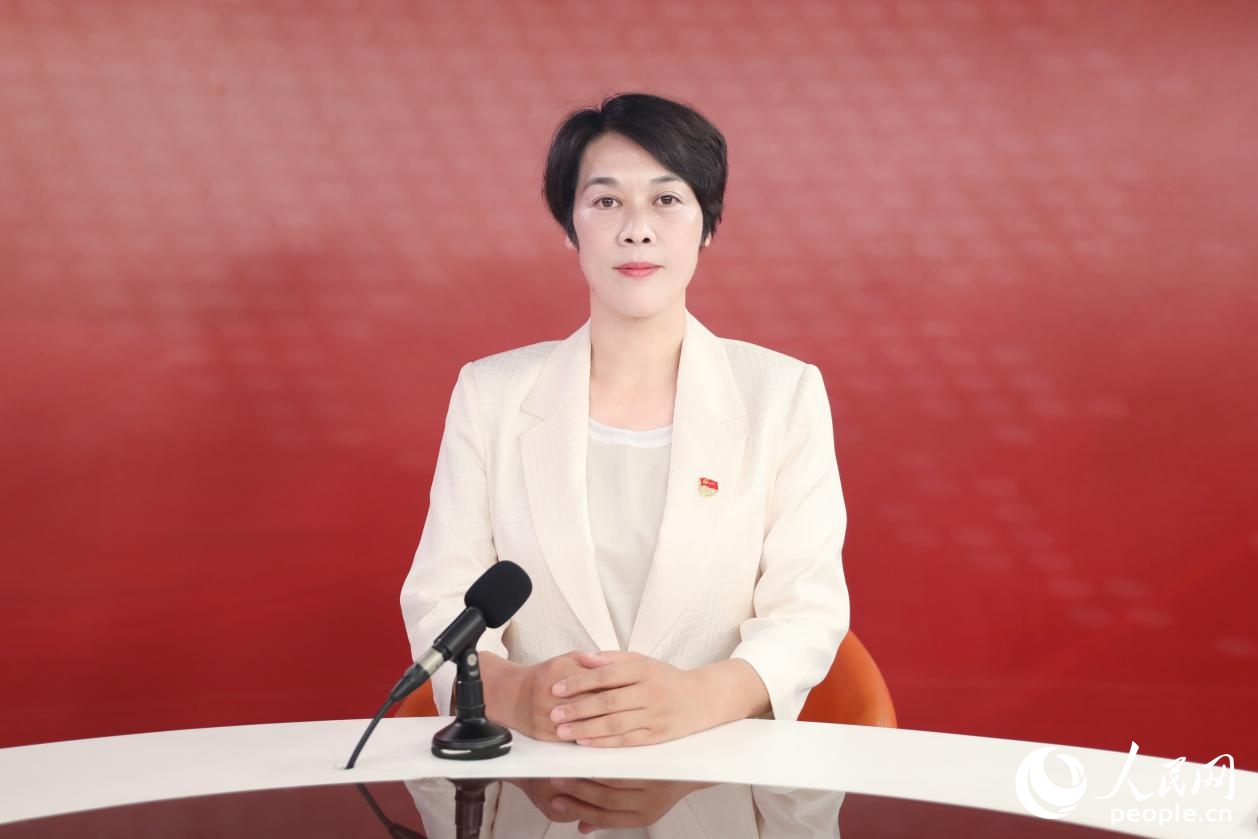 壽寧縣下黨鄉(xiāng)黨委書記項忠紅做客人民網(wǎng)福建演播室。人民網(wǎng)?陳永整攝