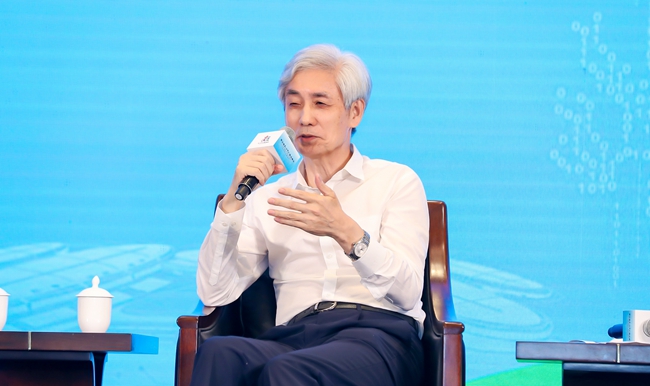 中國(guó)工程院院士郭仁忠。主辦方供圖