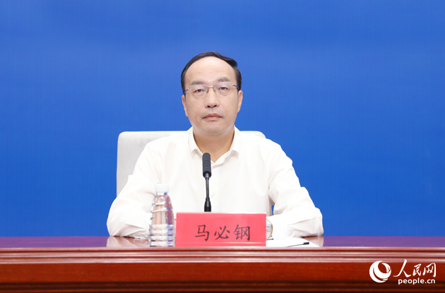 福建省委政法委副書記、省專項辦負(fù)責(zé)日常工作副主任 馬必鋼