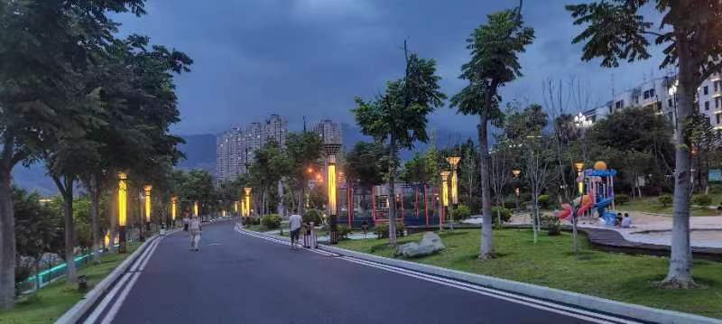 江濱公園步道 梅溪鎮(zhèn)河長(zhǎng)辦供圖