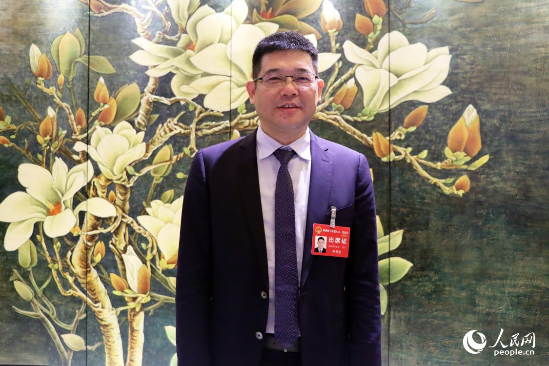 福建省人大代表，九牧廚衛(wèi)股份有限公司黨委書(shū)記、董事長(zhǎng)林孝發(fā)。人民網(wǎng) 劉卿攝