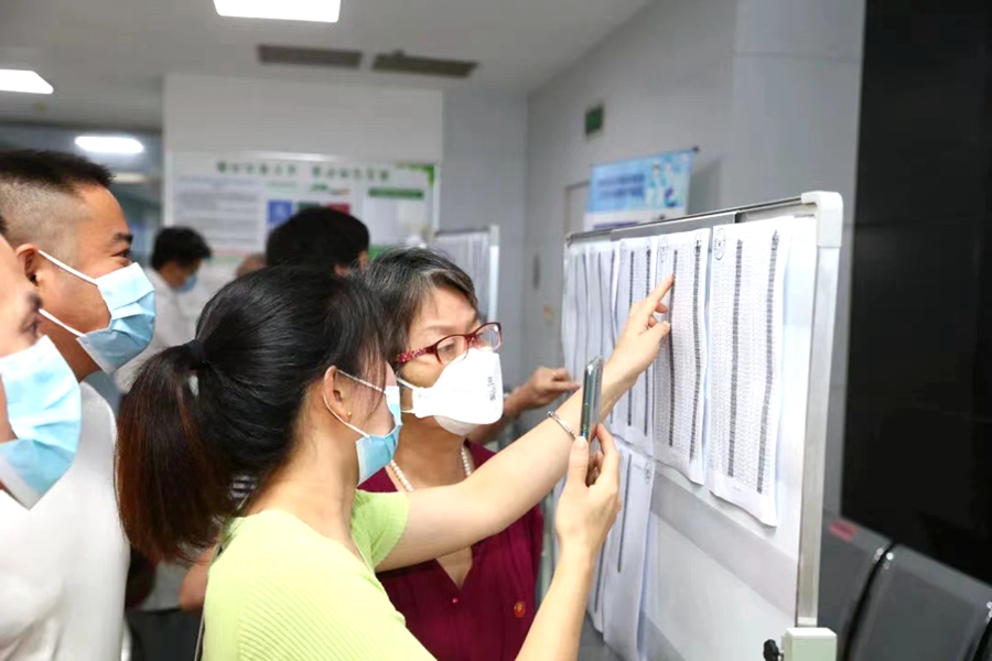 廈門市民踴躍申購保障性商品房（資料圖）。廈門市住房局供圖