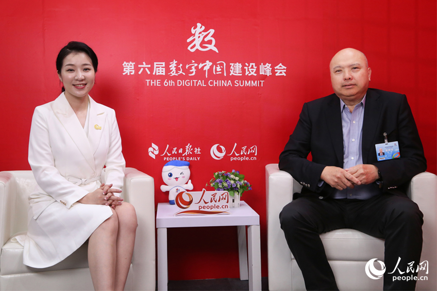 鄭輝接受人民網(wǎng)專訪。人民網(wǎng) 葉青卿攝