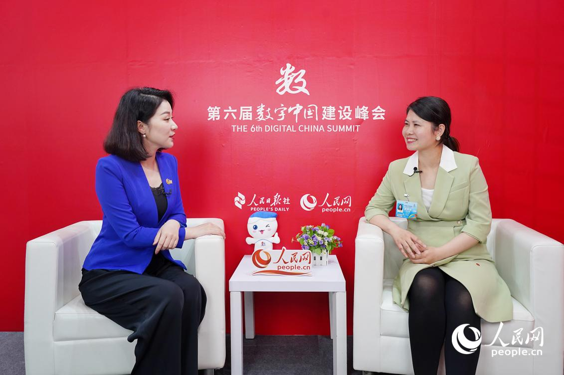 徐春梅接受人民網(wǎng)專訪。人民網(wǎng) 蘭志飛攝