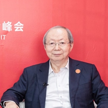 國家發(fā)改委原副主任、中國經(jīng)濟體制改革研究會會長彭森