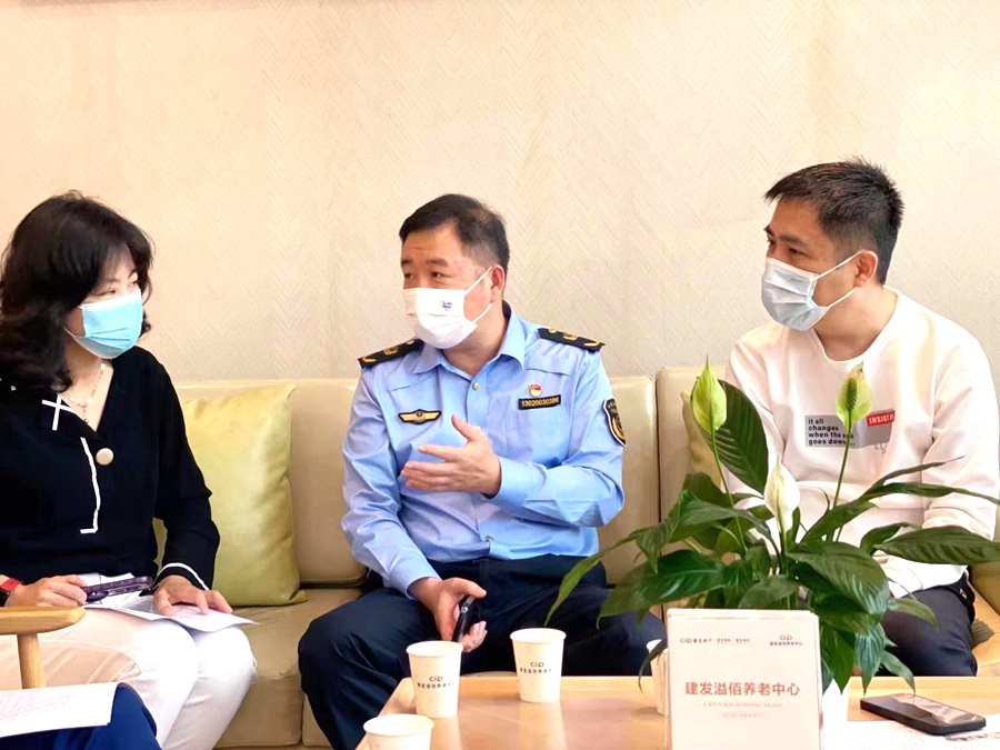 了解公辦養(yǎng)老機(jī)構(gòu)對(duì)接標(biāo)準(zhǔn)、貫徹標(biāo)準(zhǔn)情況。湖里市場監(jiān)管局供圖