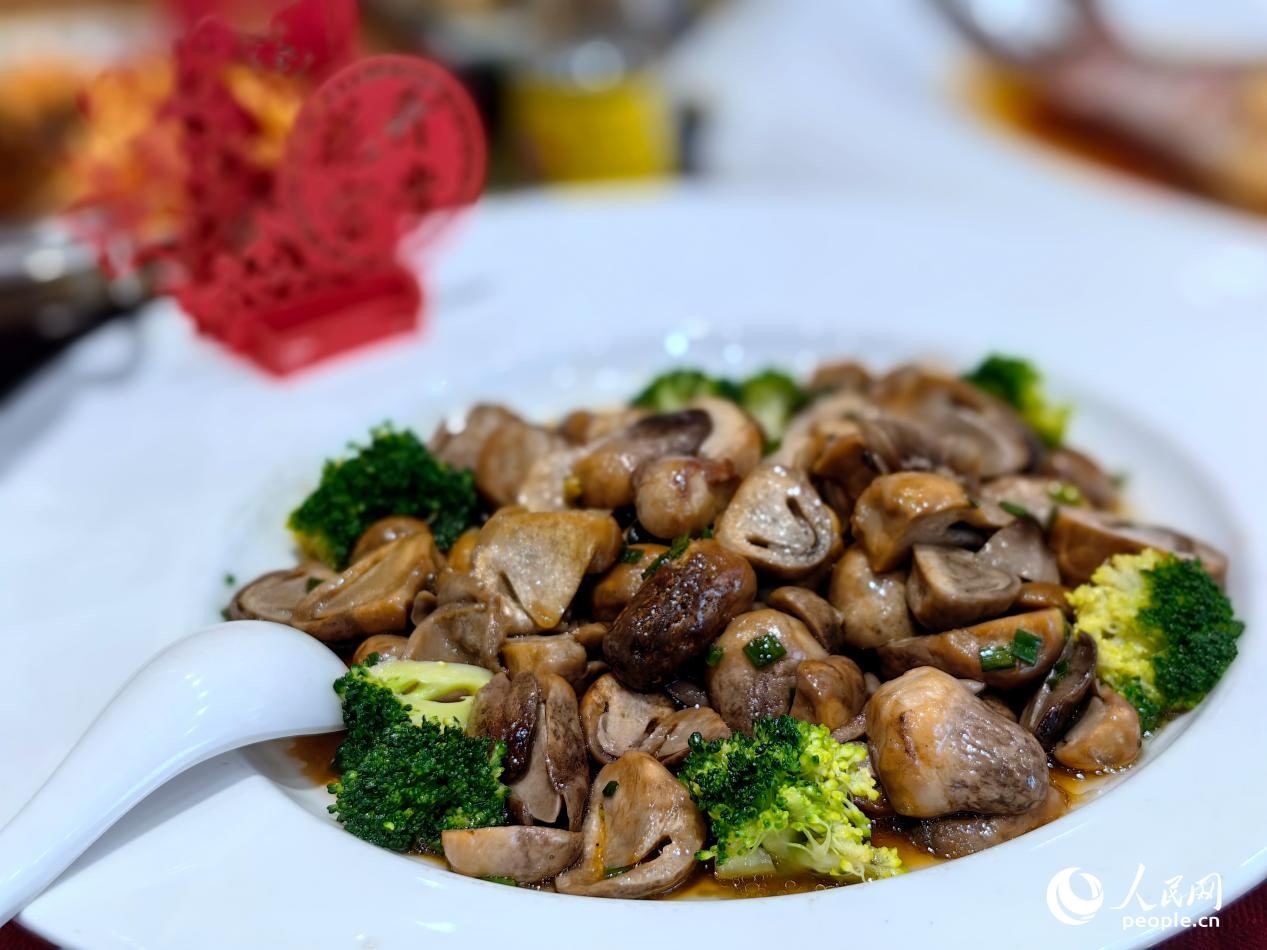 古田正致力于打造“素食之都”。人民網(wǎng) 葉青卿攝