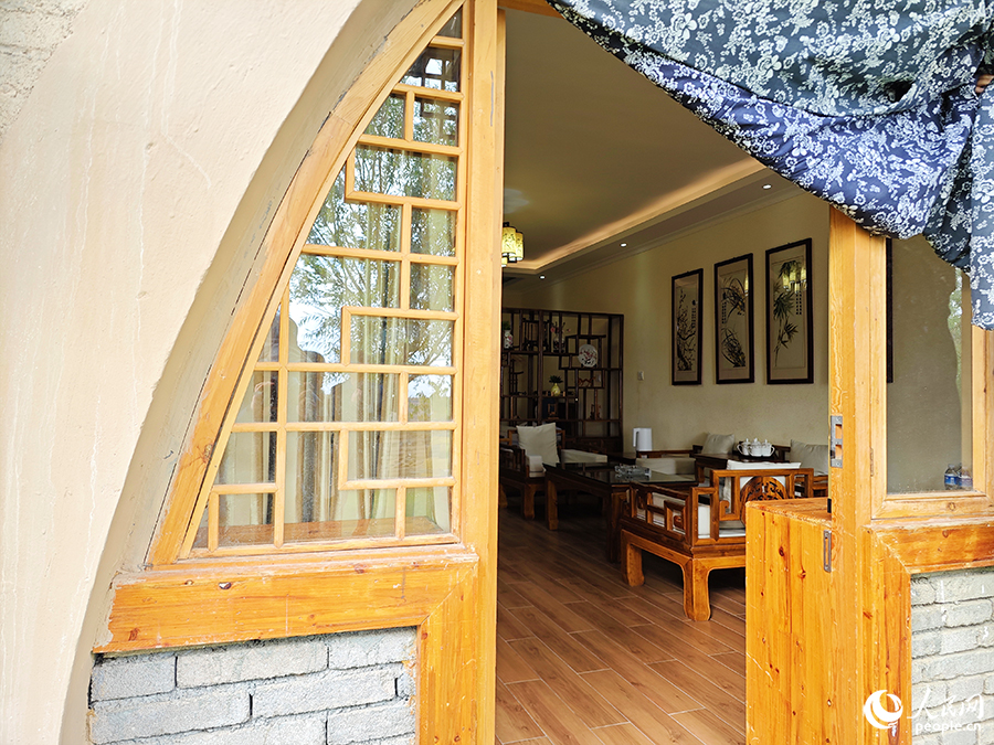 固原市西吉縣龍王壩村閩寧窯洞民宿。人民網(wǎng) 黃東儀攝