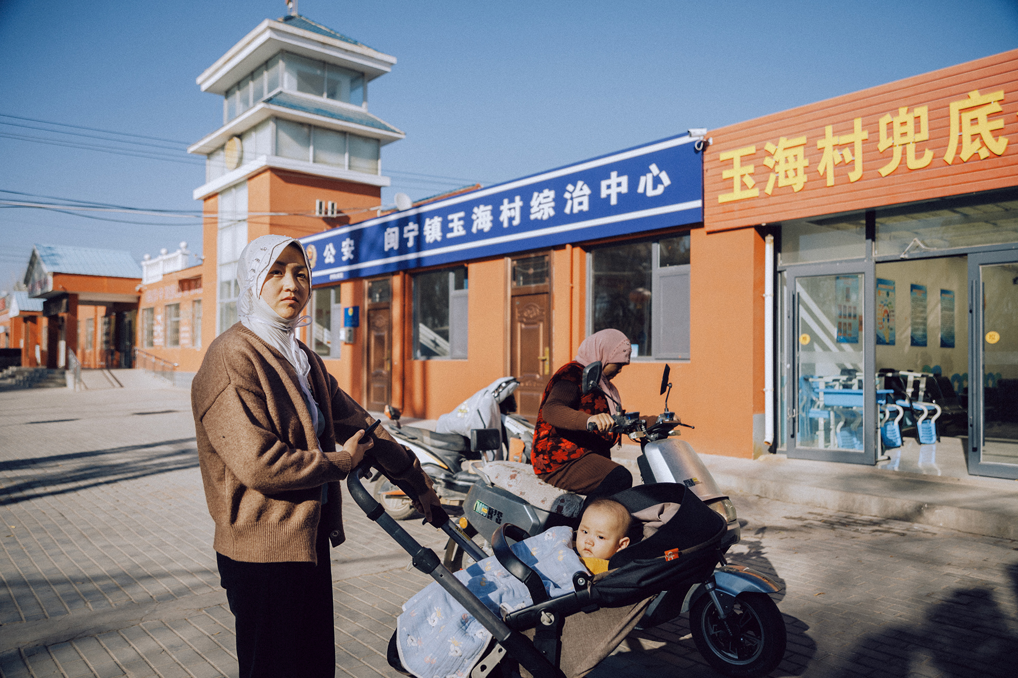 閩寧鎮(zhèn)居民。王卿攝