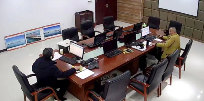 吉安市公共資源交易吉安分中心評(píng)標(biāo)現(xiàn)場(chǎng)評(píng)標(biāo)現(xiàn)場(chǎng)。