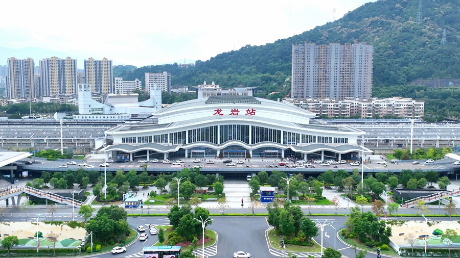 龍巖站。張城鑫攝