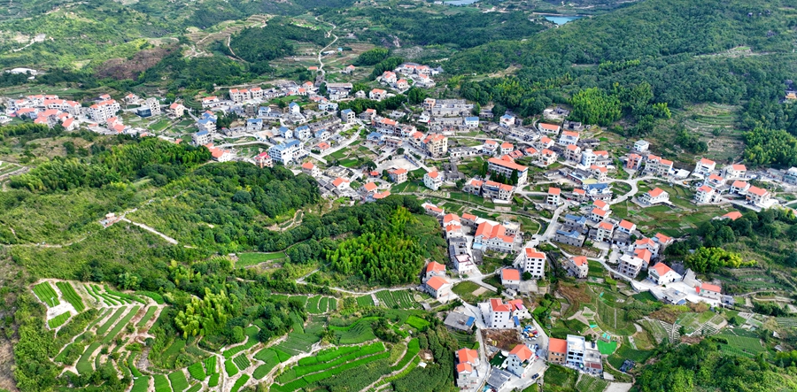 軍營(yíng)村俯瞰。人民網(wǎng)記者 陳博攝