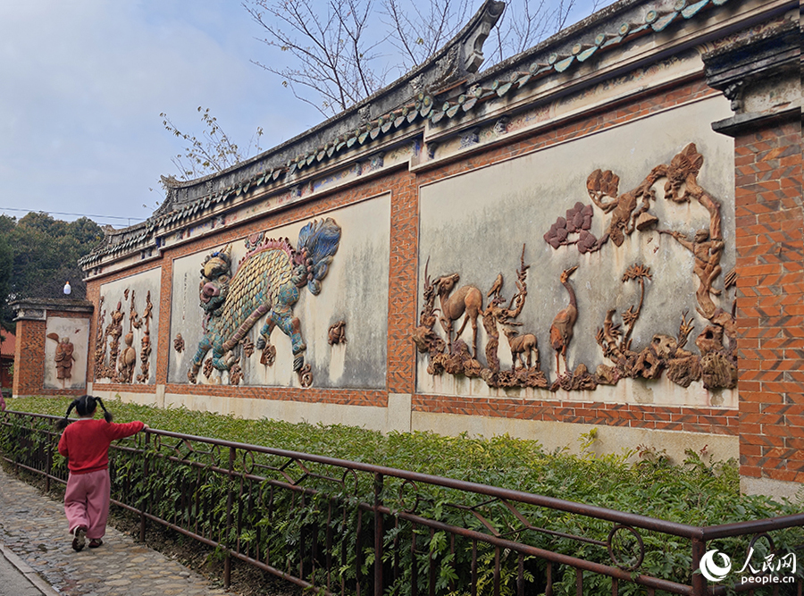 開元寺內(nèi)的“麒麟壁”。人民網(wǎng) 黃東儀攝