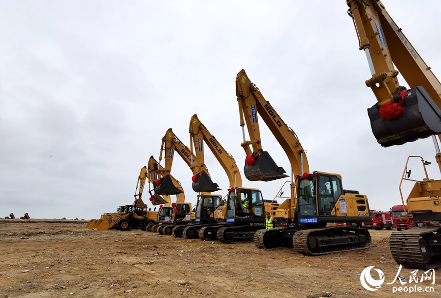 漳州至汕頭高速鐵路開工建設(shè)現(xiàn)場。人民網(wǎng) 蘇海森攝