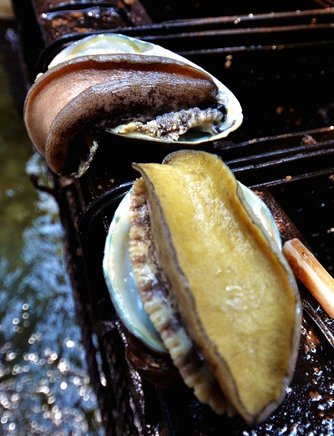 南日鮑鮑殼鮮亮，肉質(zhì)肥厚，是國家地理標志產(chǎn)品。曾炳麟攝