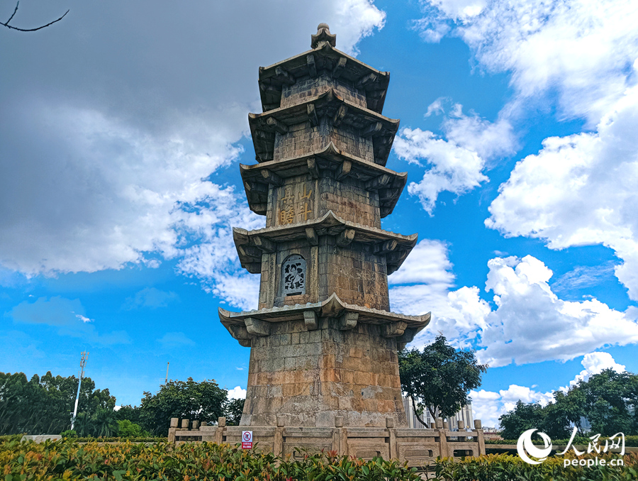 歷經400多年風雨的廈門同安文筆塔。人民網記者 陳博攝