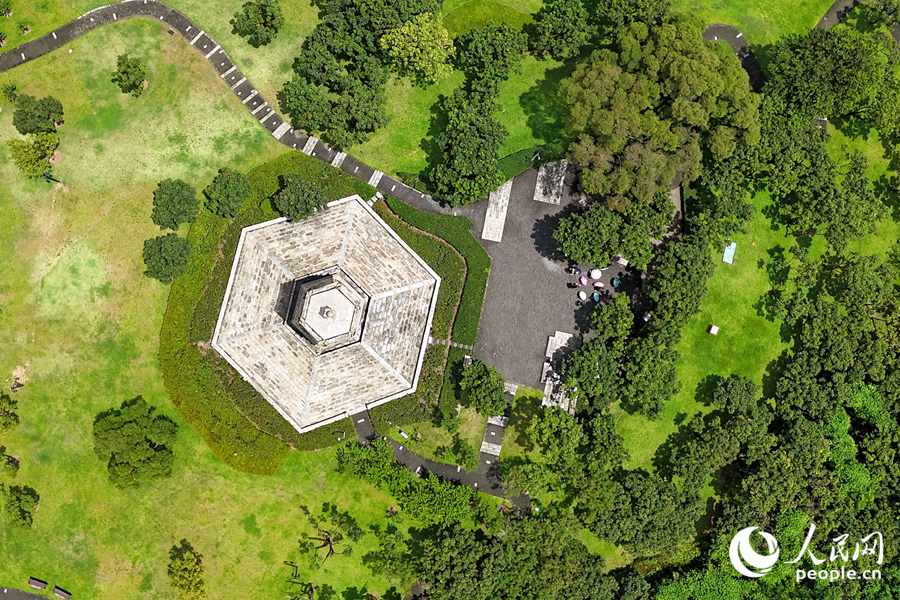 文筆塔為五層六角仿樓閣式實心石塔。人民網記者 陳博攝