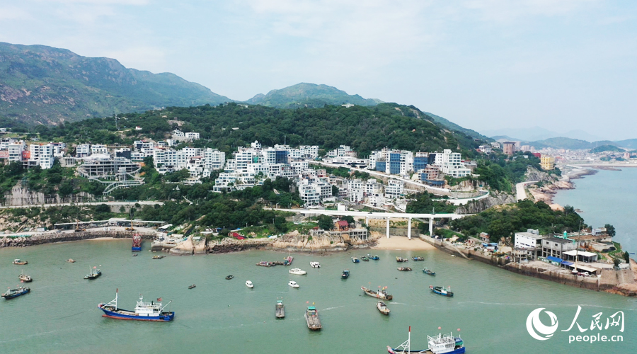 霞浦的海岸線長(zhǎng)、灘涂廣、島嶼多,為民宿業(yè)態(tài)的發(fā)展提供了優(yōu)越的自然條件。人民網(wǎng)記者 蘭志飛攝