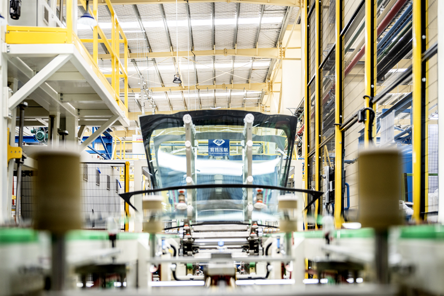 智能工廠。福耀集團供圖