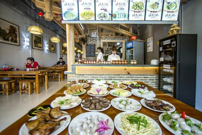 一桌的沙縣特色小吃。曾勇攝