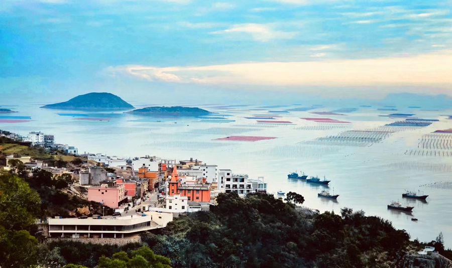 東壁村遠景。三沙政府韓星供圖