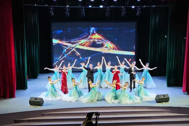 現(xiàn)場(chǎng)表演