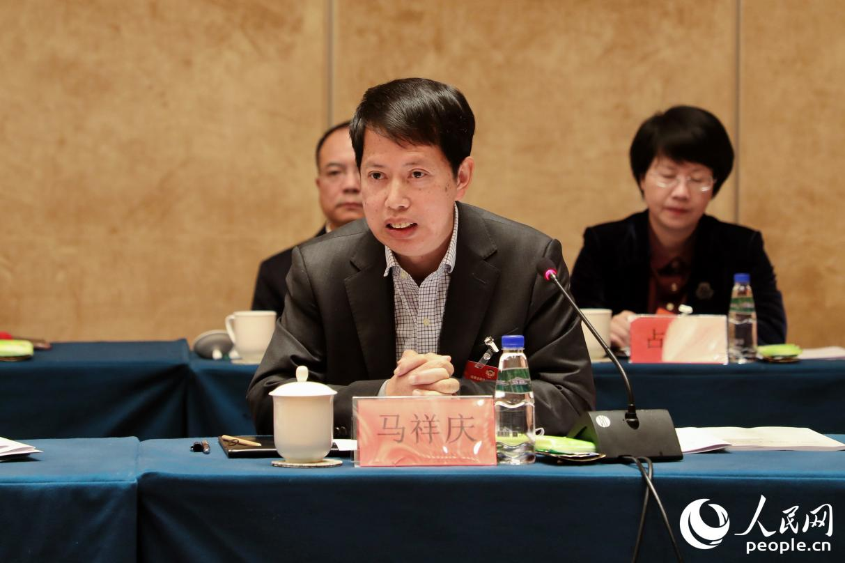 福建省政協(xié)常委、九三學社福建省委會常委、福建農林大學林學院教授馬祥慶。人民網 李唯一攝