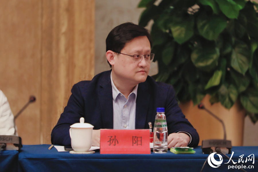 福建省政協(xié)委員、福建省腫瘤醫(yī)院院長孫陽。人民網(wǎng) 李唯一攝