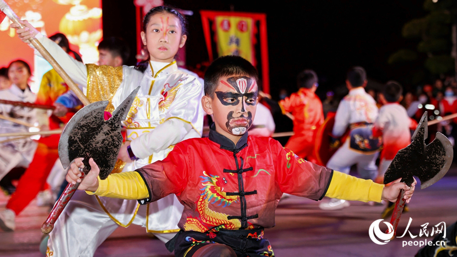 宋江陣表演。人民網(wǎng)記者 陳博攝