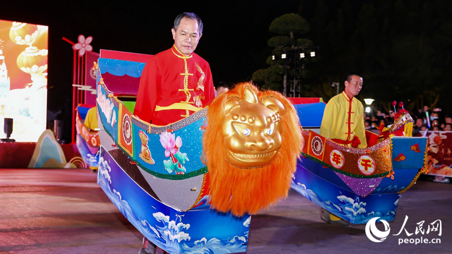 福船表演。人民網(wǎng)記者 陳博攝