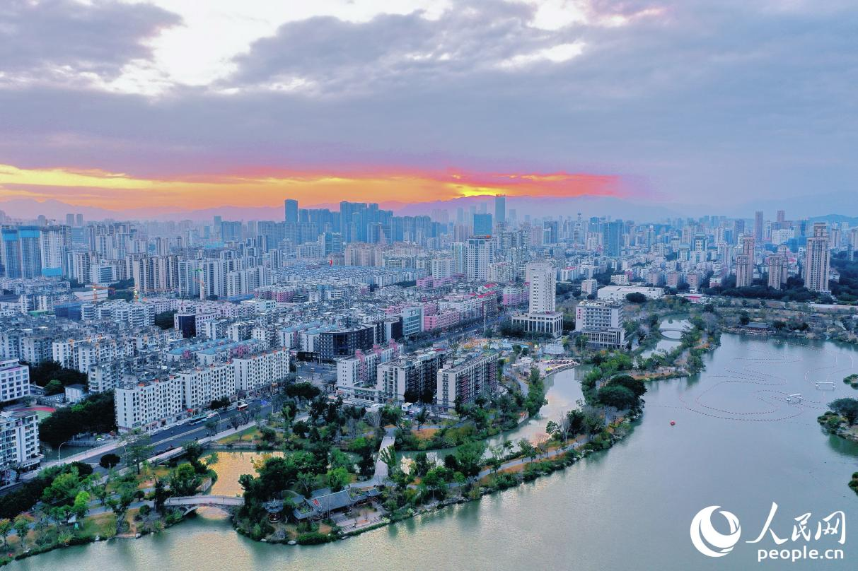 福州晉安湖公園。人民網(wǎng) 李唯一攝