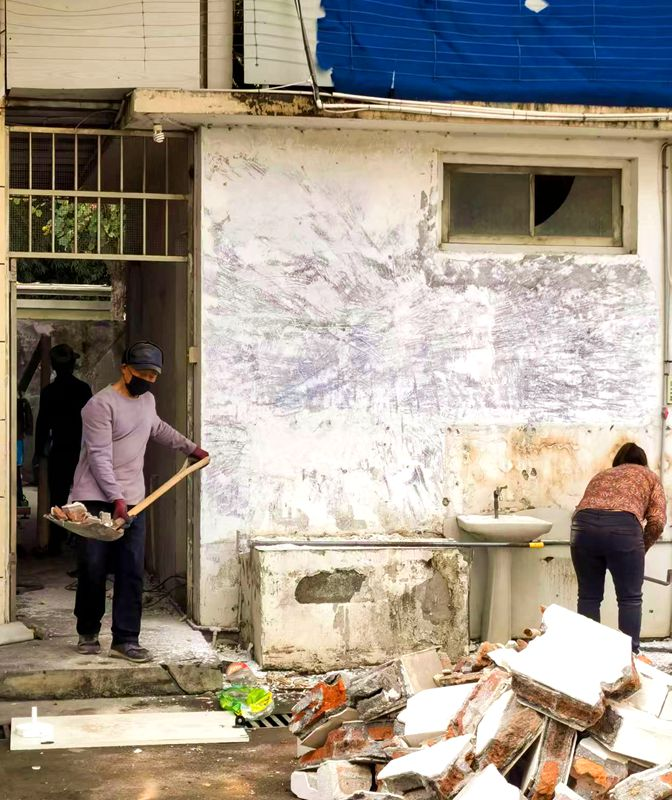 公廁改造施工現(xiàn)場。鷺馳公司供圖