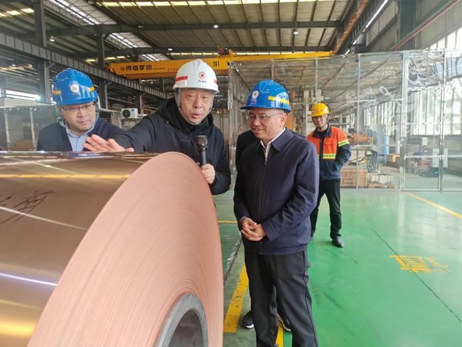 龍巖市人社局干部走訪企業(yè)，了解情況