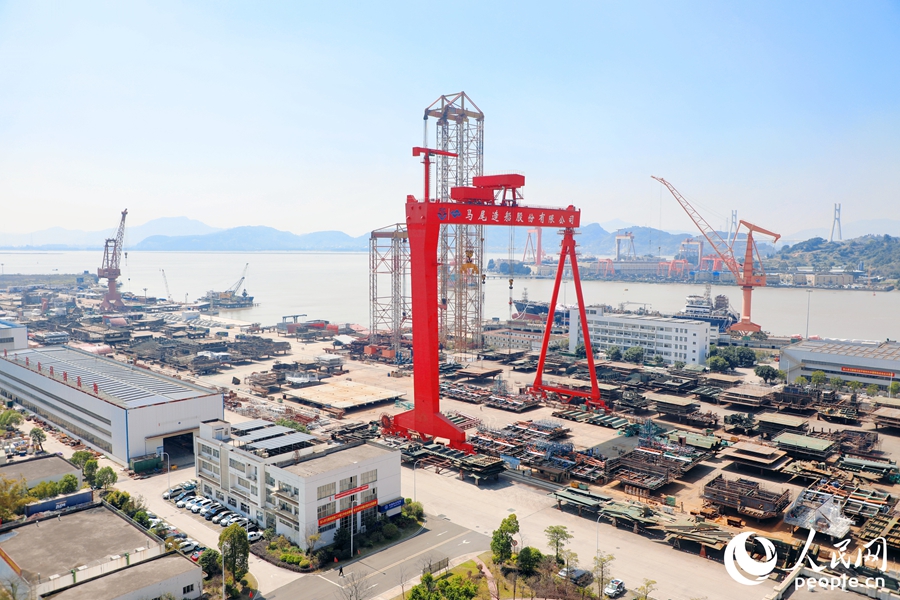 福建省馬尾造船股份有限公司是全省最大的國(guó)有造船企業(yè)，也是中國(guó)南方重要的船舶生產(chǎn)基地。人民網(wǎng) 李唯一攝