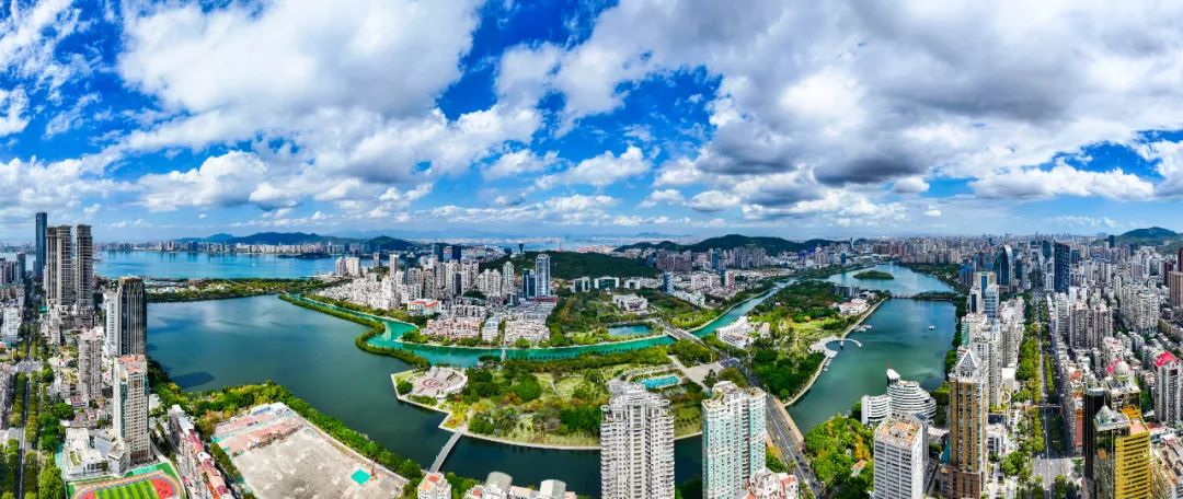 思明區(qū)作為廈門市的中心城區(qū)，區(qū)位優(yōu)勢明顯