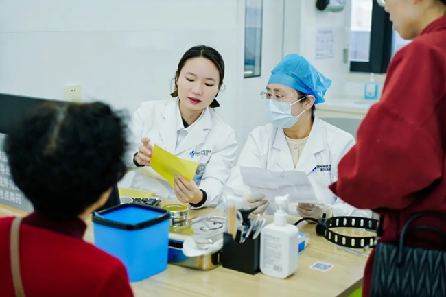 義診現(xiàn)場(chǎng)