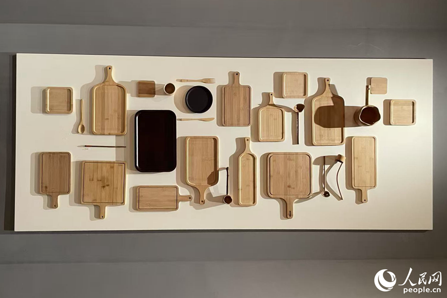 形形色色用途廣泛的竹制品。人民網(wǎng)記者 林盈攝