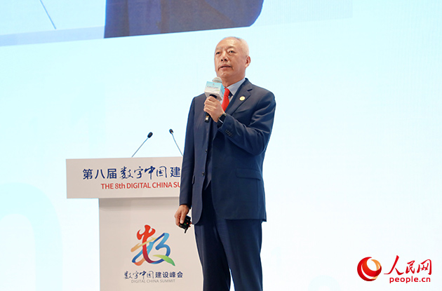 中國工程院院士凌文作主題演講